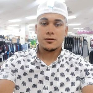 Meet your Posher, Luis alfredo